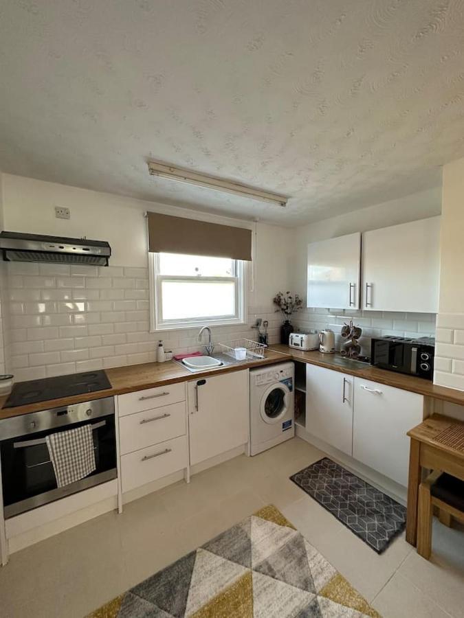 3 Bed Flat With Pool Table Cambridge Exterior photo